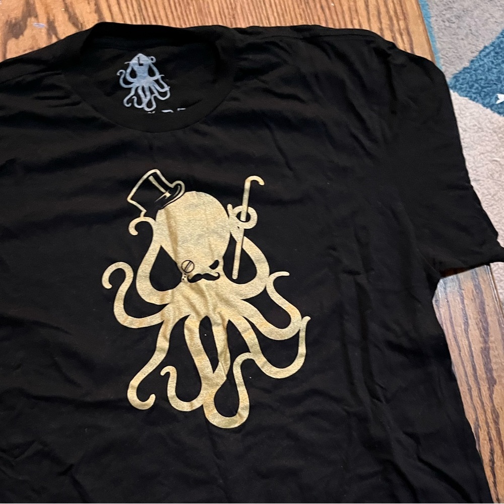 Hi My Name is Mark brand Men’s limited edition octopus shirt Blink-182